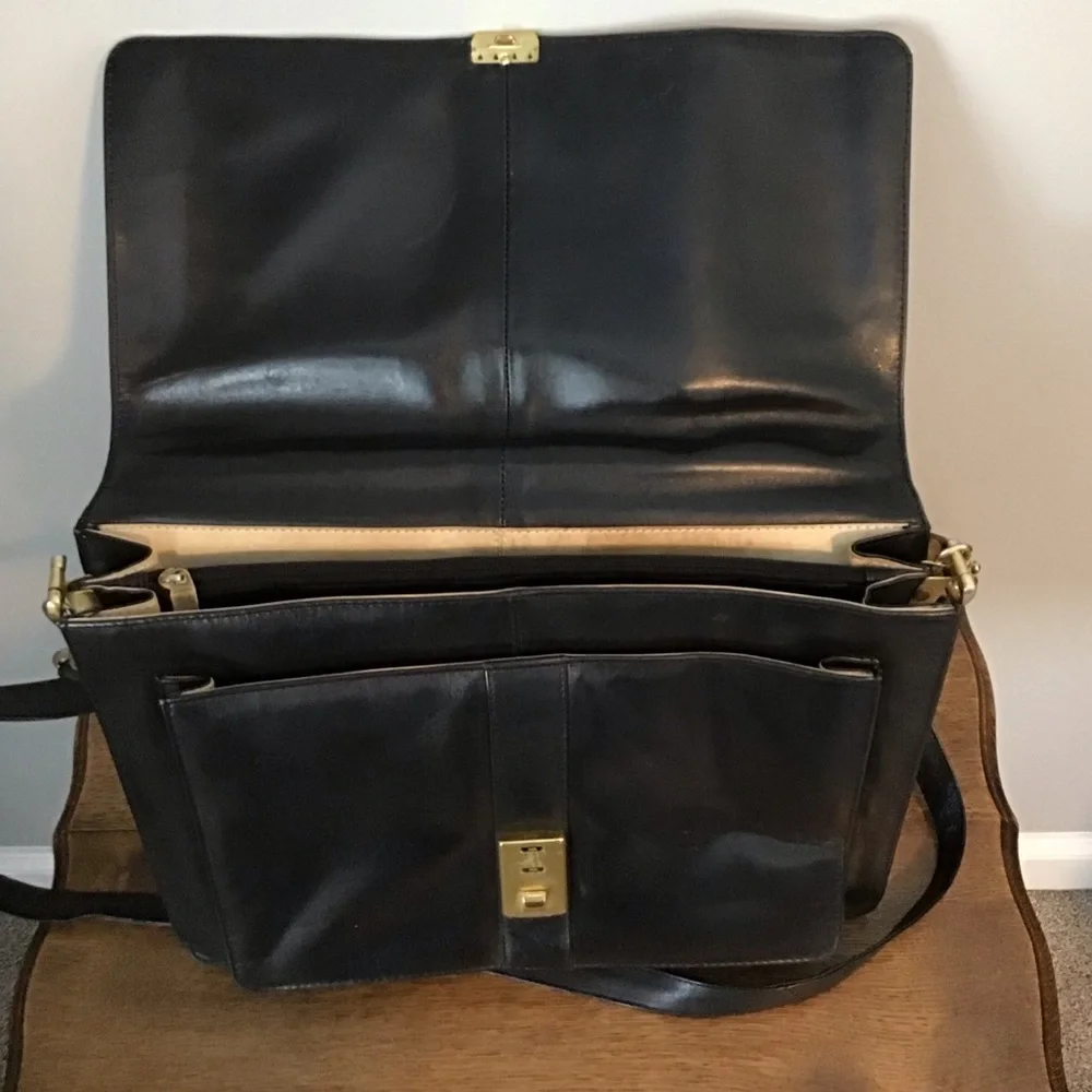 Large Black Leather Unisex Briefcase